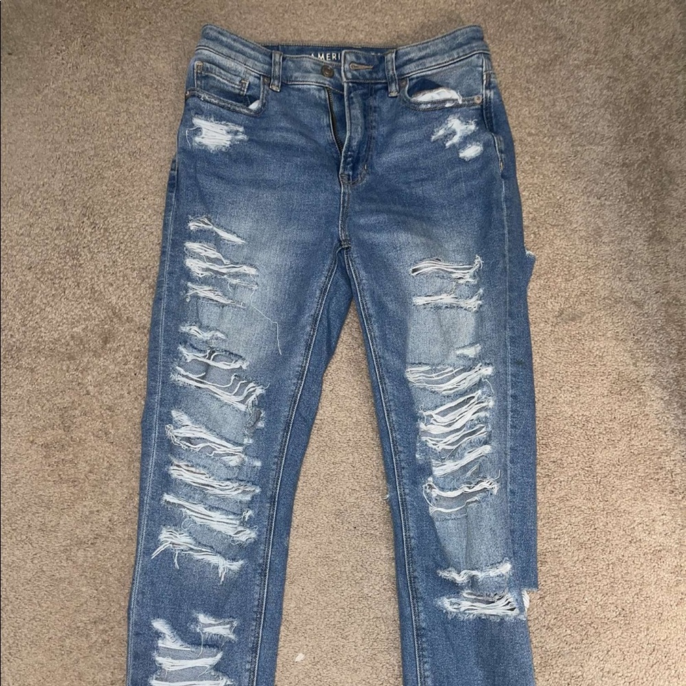 american eagle mom jeans